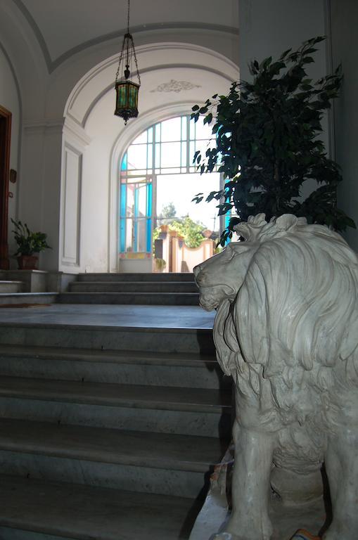 B&B Villa Le Palme Meta Buitenkant foto